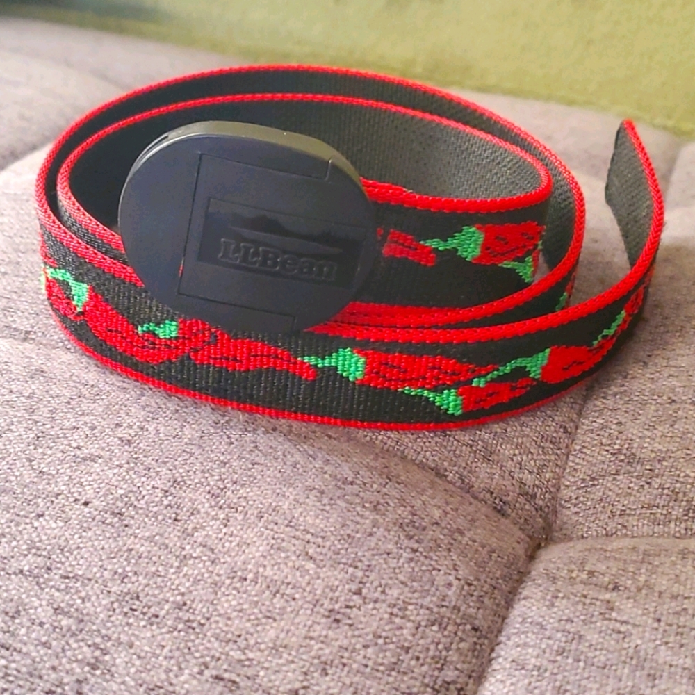 L.L. Bean Red Chili Peppers Canvas Belt Black Red